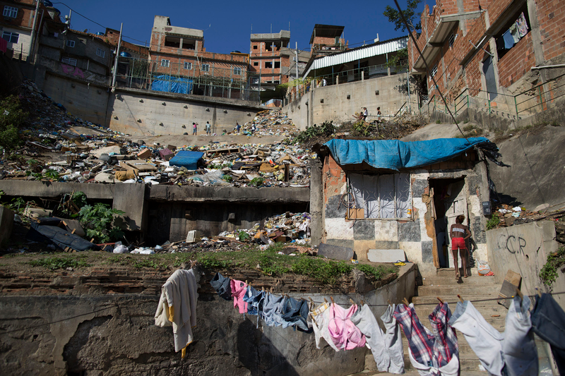 Illustration for article titled Gallery: In The Shadow Of Rio's Maracana Stadium